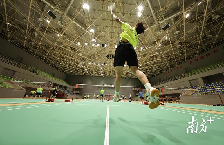 斯基拉：瓜迪奥拉想要多纳鲁马，曼城已和球员谈妥5年合同